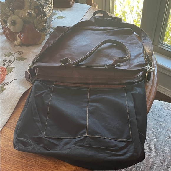 Modosh Leather Satchel/Crossbody - Picture 6 of 7